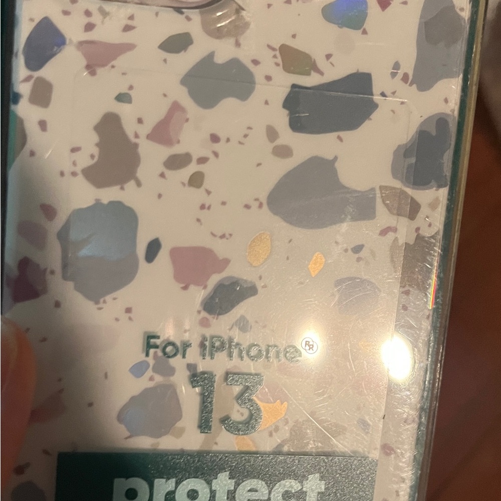 NWT- BUNDLE OF iPhone 13 Cases - Picture 8 of 9